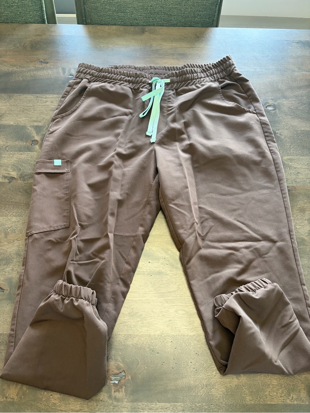 Mandala Jogger Scrub Pants with Mint Drawstring
